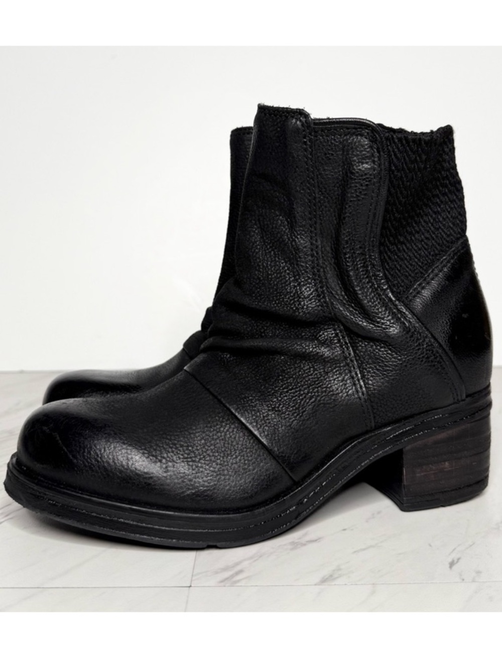 Miz Mooz Scarlett Black Heeled Bootie 36
